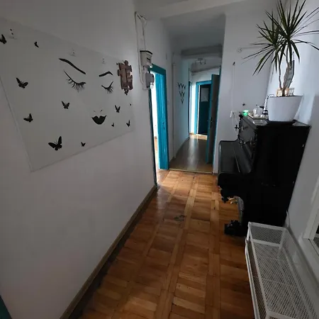 Stay Inn Apartments Бухарест