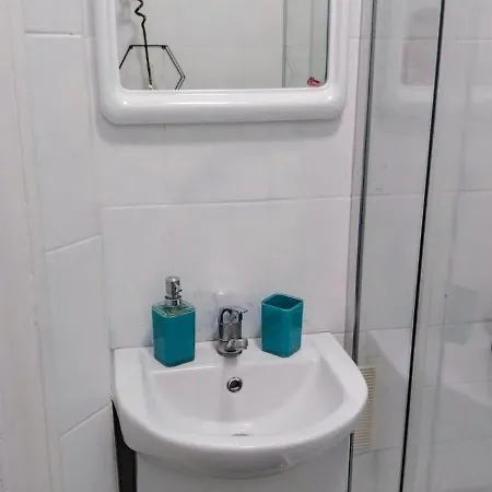 Stay Inn Apartments