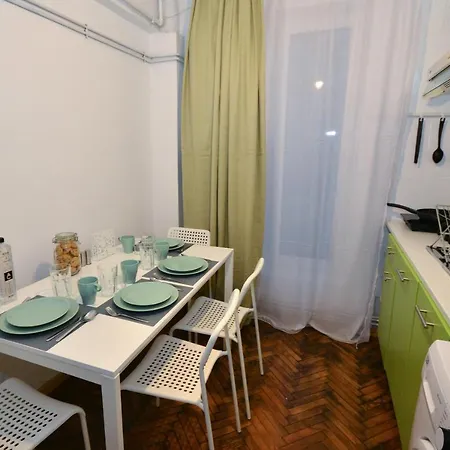 Stay Inn Apartments Бухарест